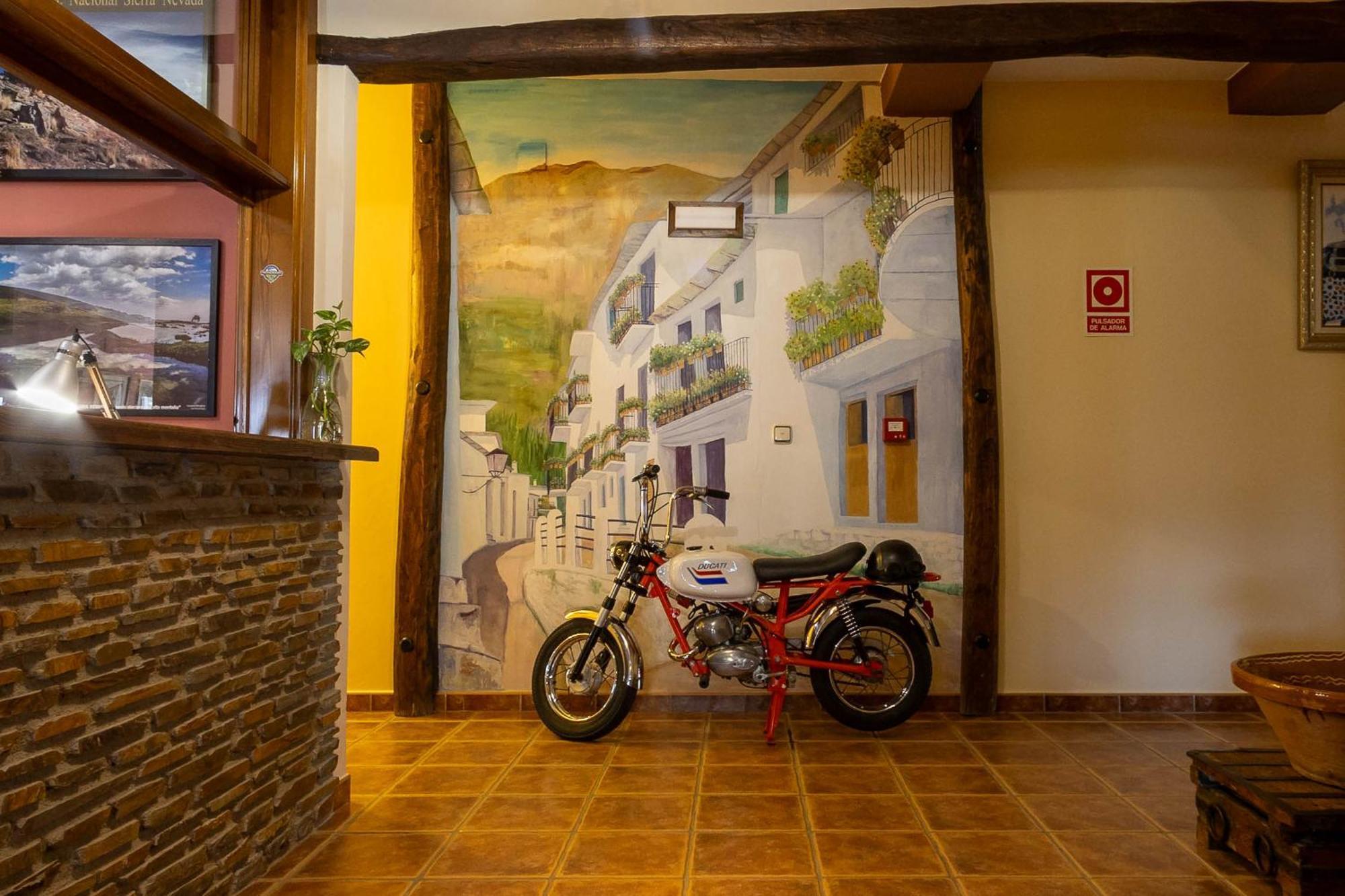 Hotel La Fragua II Trevélez エクステリア 写真