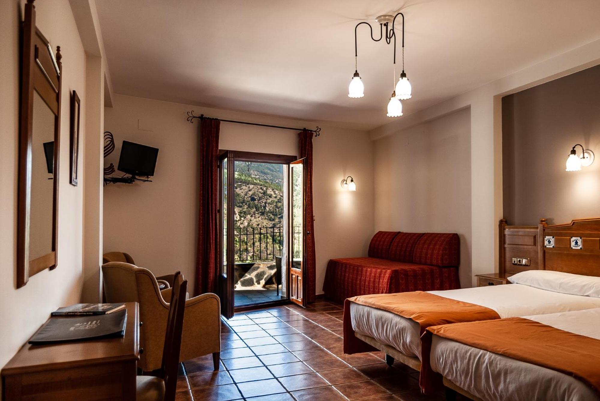 Hotel La Fragua II Trevélez エクステリア 写真