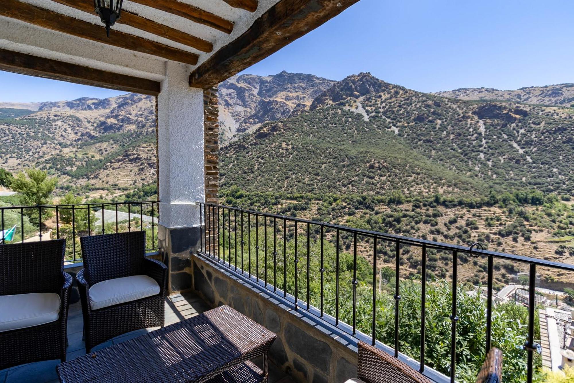 Hotel La Fragua II Trevélez エクステリア 写真